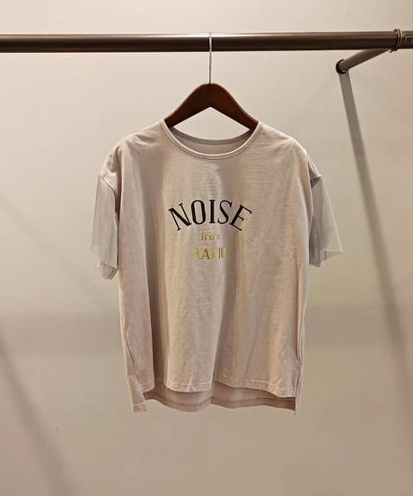 チュールスリーブロゴTシャツ・全3色(¥9,790)