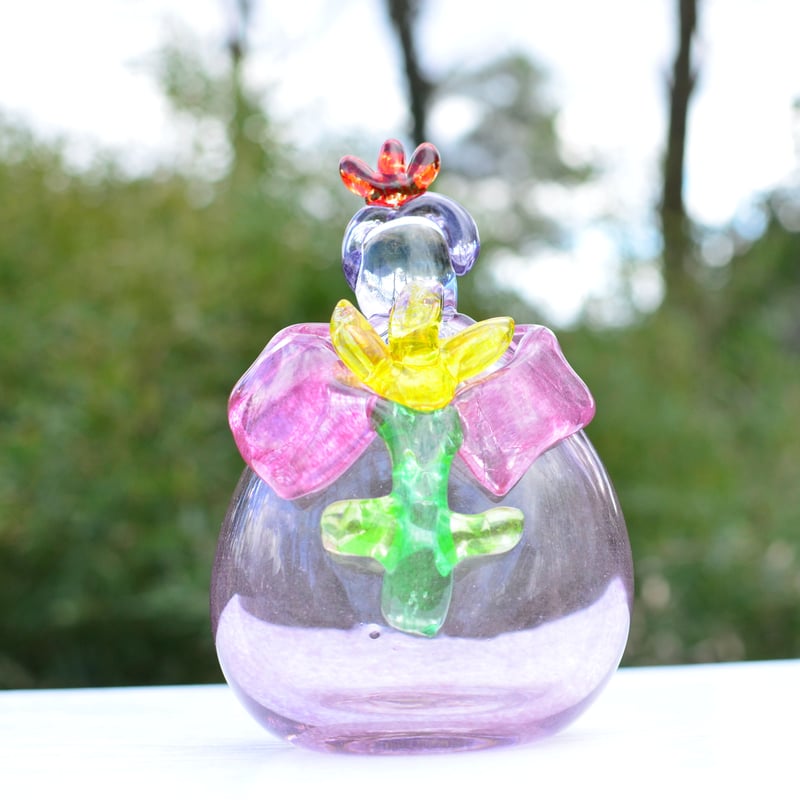 伝統的な雛人形 陶器製 多色 雛人形