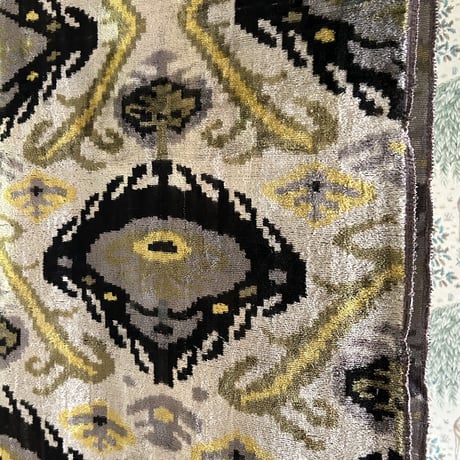 velvet ikat 50cm