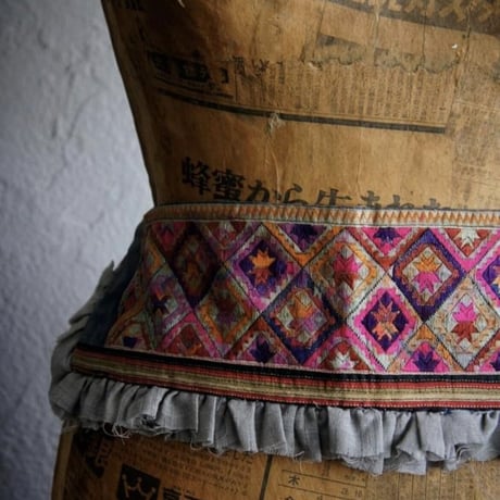 ミャオ族刺繍布 帯ベルト