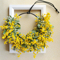 真珠葉ミモザのhalf wreath