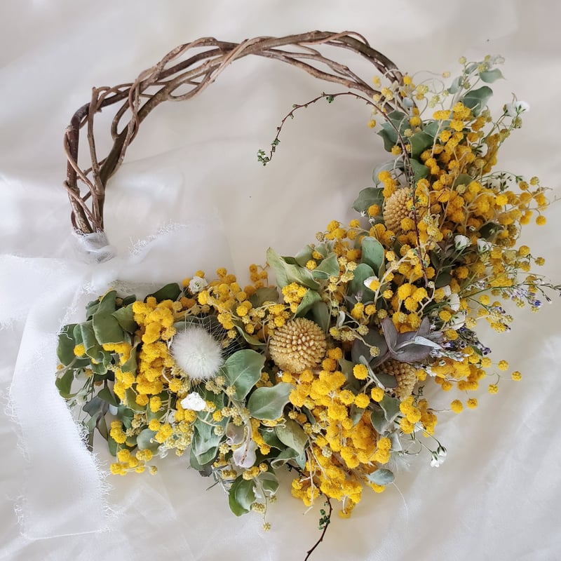 ミモザと雪柳の春待ちwreath | suminoniwa