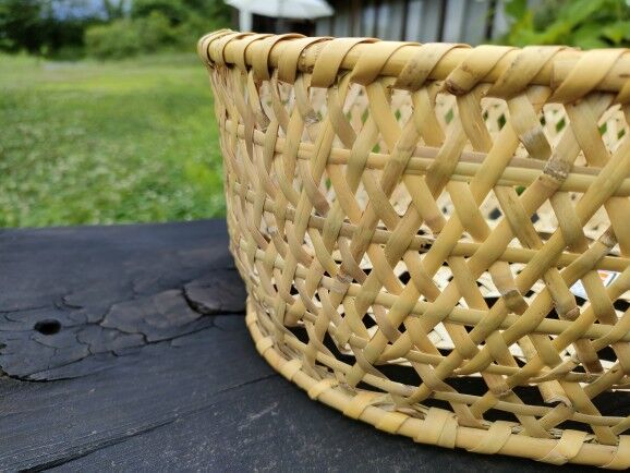 【新品未使用品】戸隠竹細工 竹かご りんご籠　竹細工 file.jpg