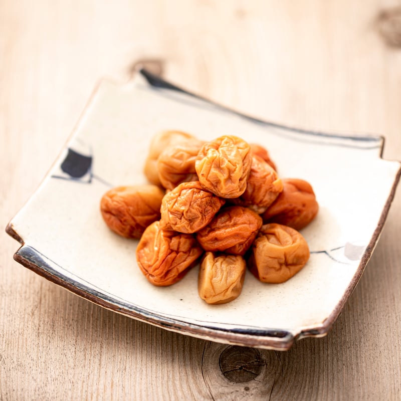 竹・140g 】 塩分約15％ 土と水にこだわった山森農園の梅干し 「魔法