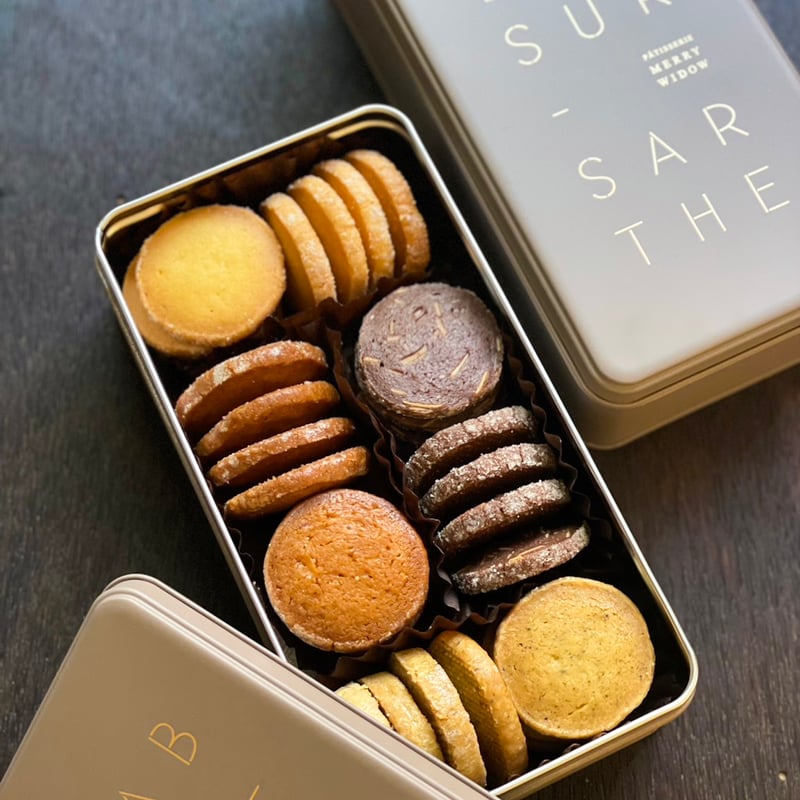 Origine 定番のクッキー缶 | pâtisserie Merry Widow ＆ MW,