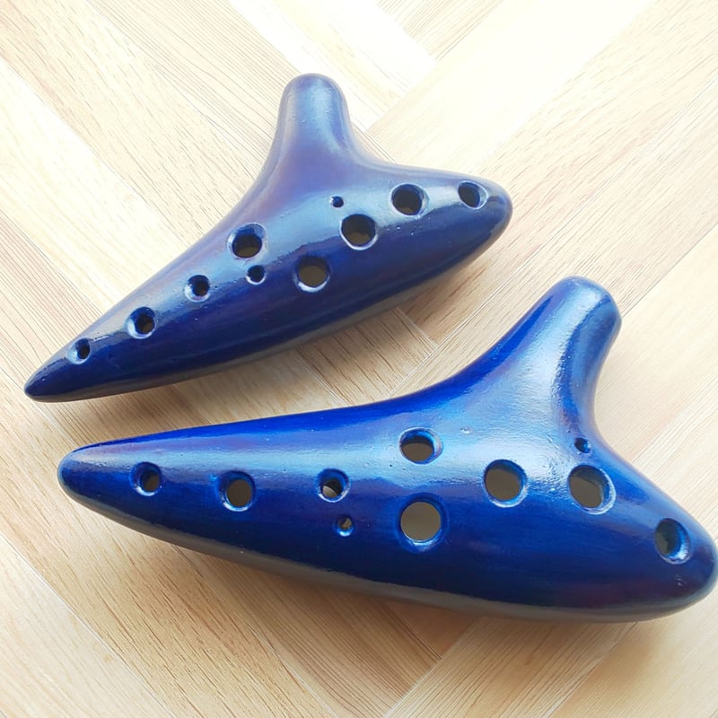 ヨシツカオカリナ SF 管 紺色 中古品 専用ケース付き 蔵出し ヨシツカオカリナ SF 管 紺色 中古品 専用ケース付き 蔵出し 夜空の