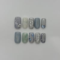 【#12】ice blue glow / chie