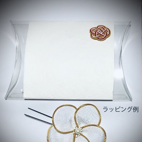 【髪飾り】まぁるい和花シリーズ（赤×ゴールド）