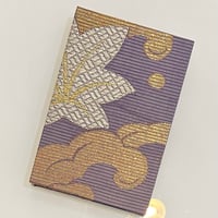 舞妓さんの衣装で作った世界にたった一つの御朱印帳（紫の織帯２ー４/限定４）送料込み、ほつれ防止カバー付き
