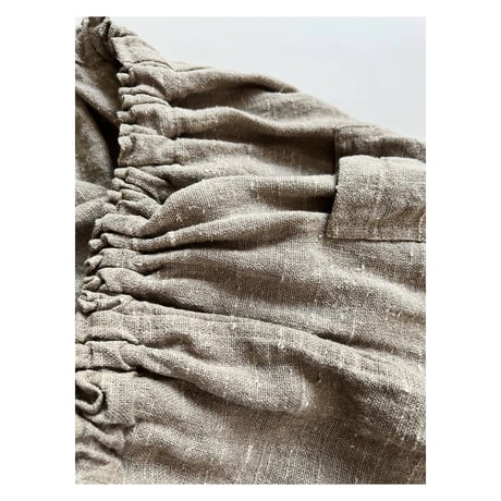 LLテーパードパンツ　裾ゴム入り