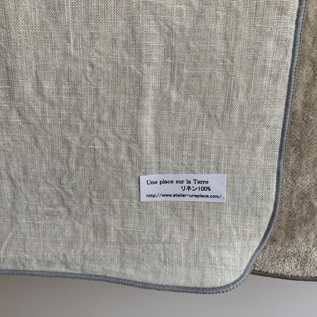 アトリエユヌプラス　uneplace 白ジャケット　未使用 60リネンハンカチ(白) Mサイズ | UNEPLACESHOP
