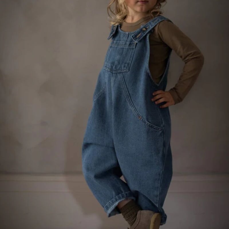 The Oversized Denim Dungaree - light denim - / 