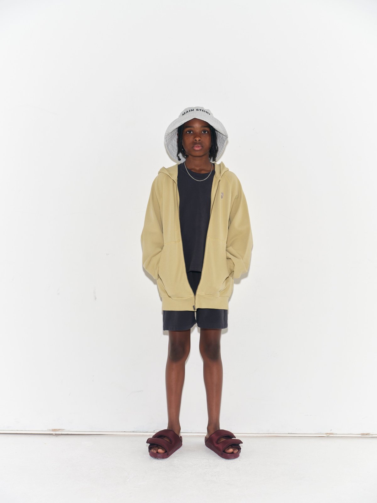 main story / Bucket Hat - Storm | calme closet