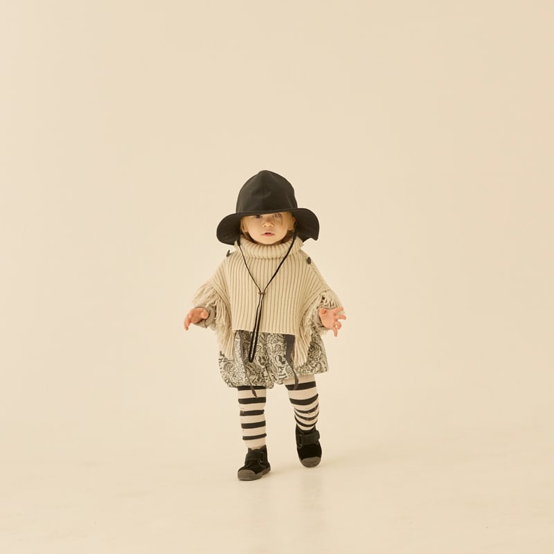 【新品未使用】ポンチョ elfinfolk ベビーからキッズまで長く着れます eLfinFolk / Rib knit Knights Cape - gray - S |