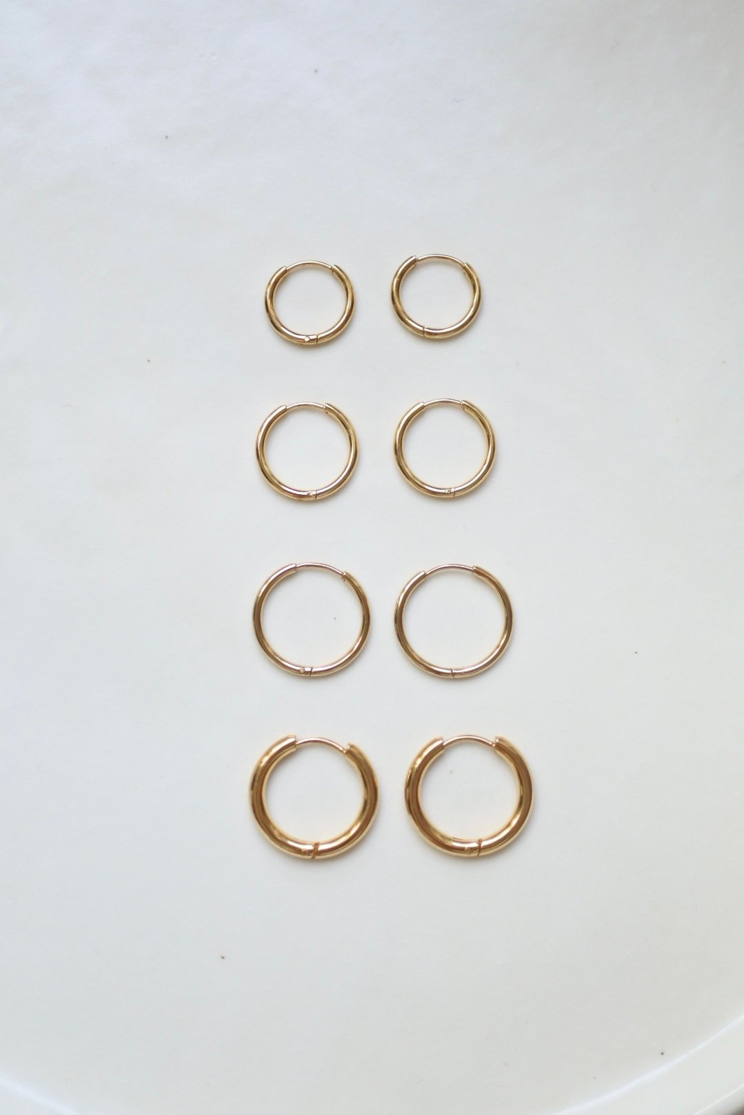 ステンレス シンプルフープピアス | LAROIS