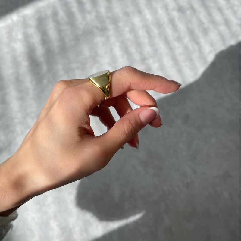 マザーオブパールリング | LAROIS