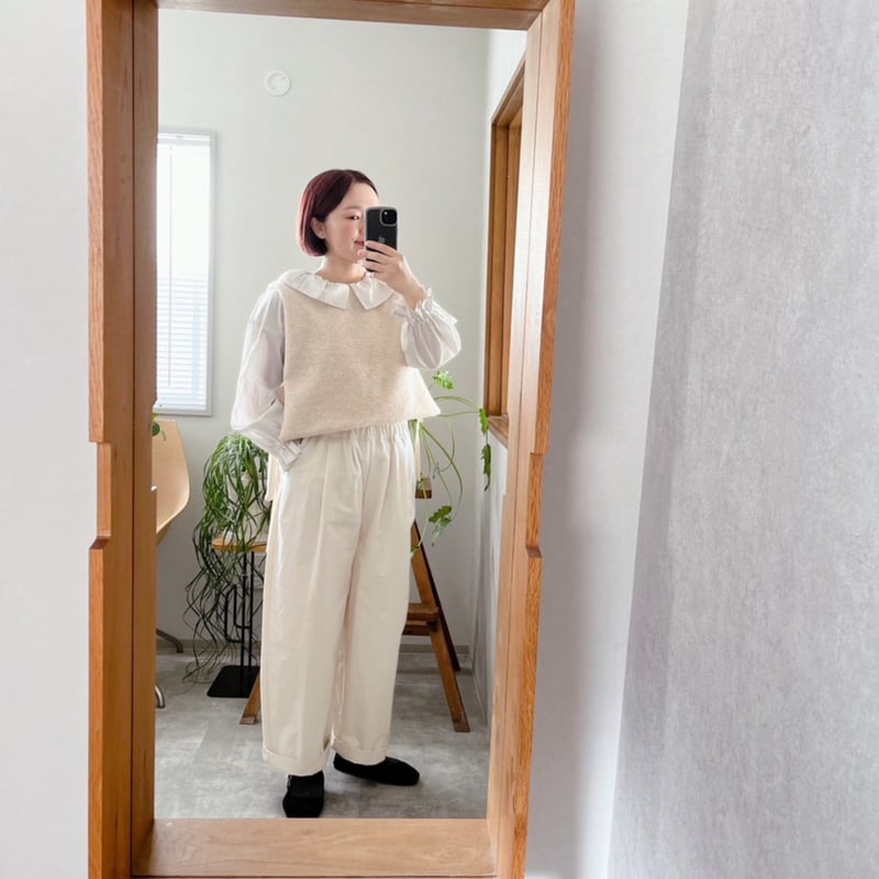 美品atelier emau アトリエエマウ　サイドリボンギャザーベスト　黒 サイドリボンギャザーベスト | atelier emau