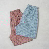 リバティプリントイージーテーパードパンツ　アトリエエマウ　新品 リバティプリントイージーテーパードパンツ | atelier emau