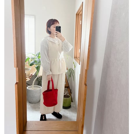 atelier emau アトリエエマウ クリオネフリルベスト ホワイト クリオネフリルベスト | atelier emau