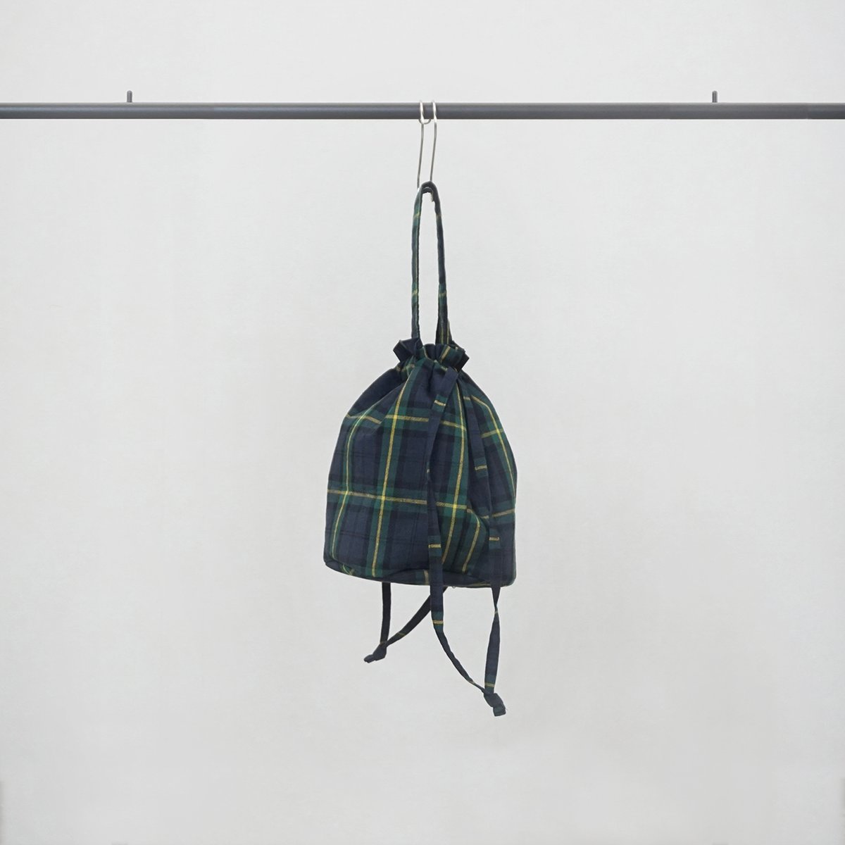 タータンチェック巾着バッグ | atelier emau タータンチェック巾着バッグ | atelier emau