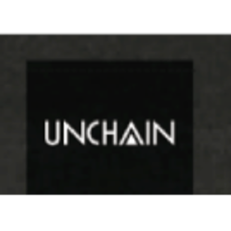 【UNCHAIN】ネームタグ付き ロングスリーブ Tシャツ