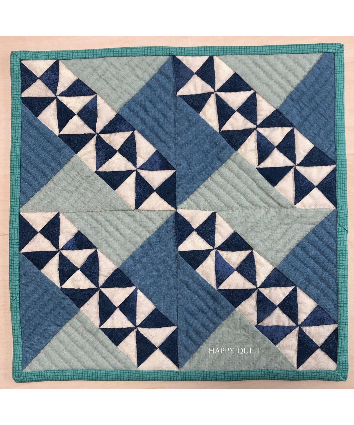 435.【キット】星降る小道ミニタペストリー青バージョン | 「ハッピー