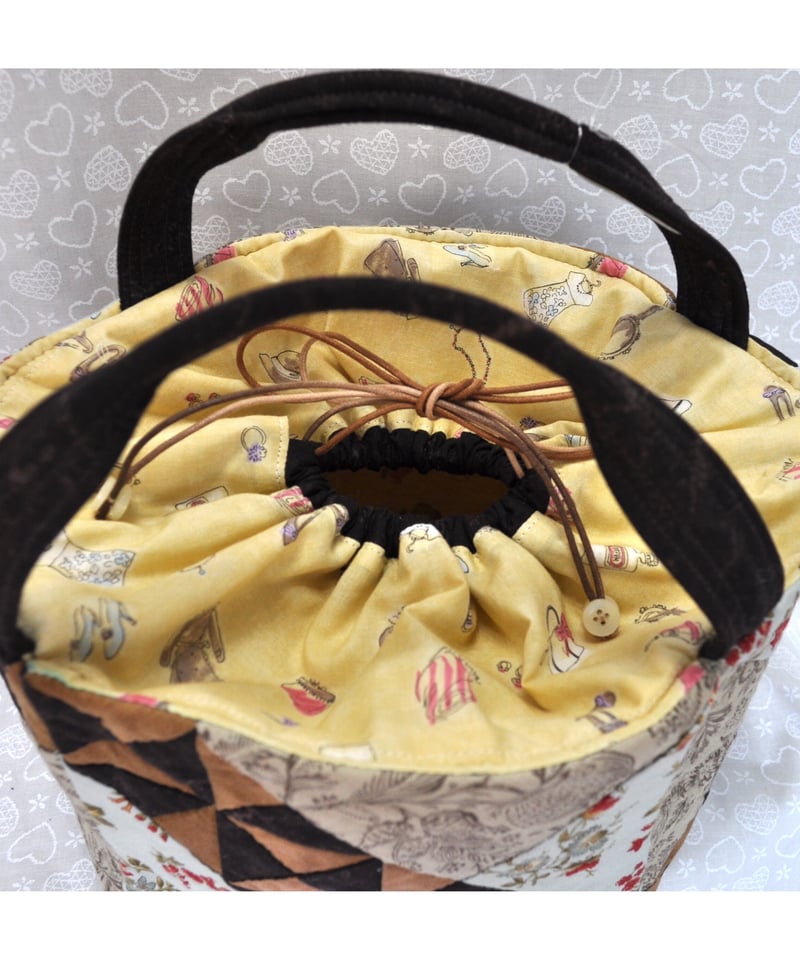 330.【完成品】手作り スクエアバッグ | 「ハッピーキルト」