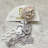 エコたま×レースのタッセル　片耳ピアス ホワイト系