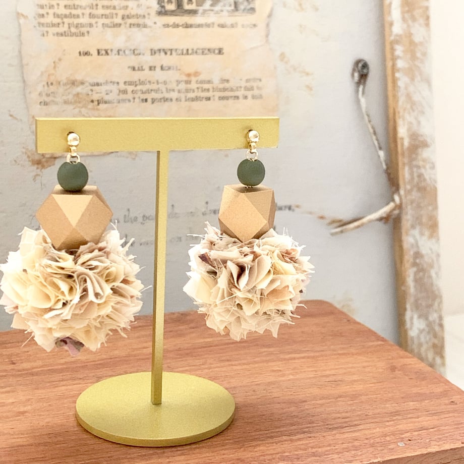 61713c712b3ca10807734fe4