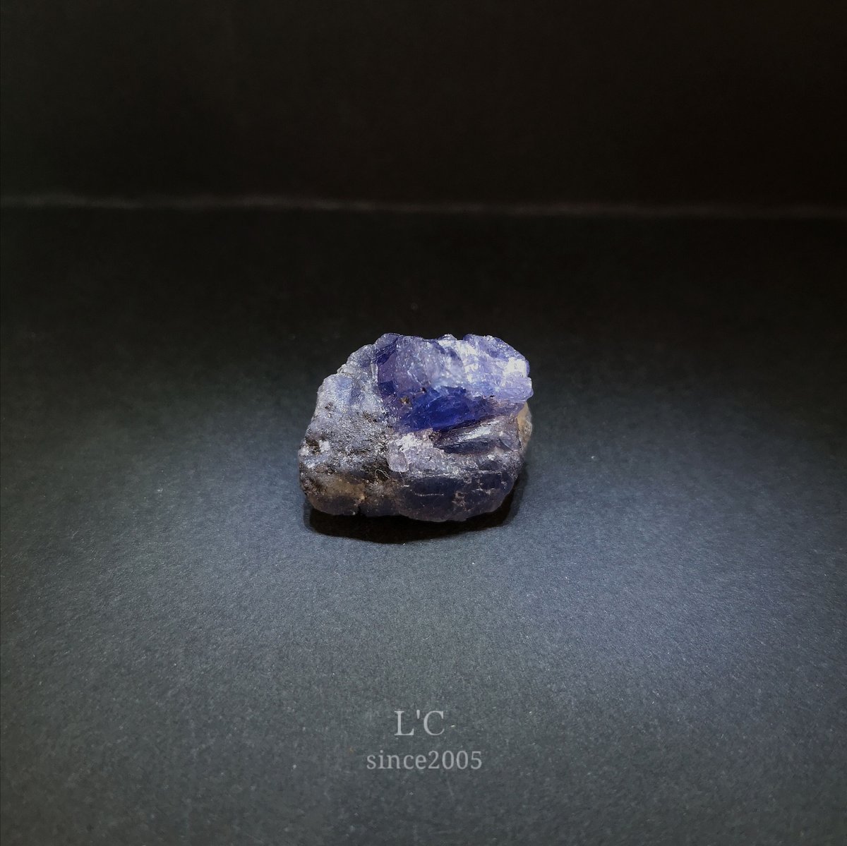タンザニア産メレラニ鉱山 タンザナイト | L'C
