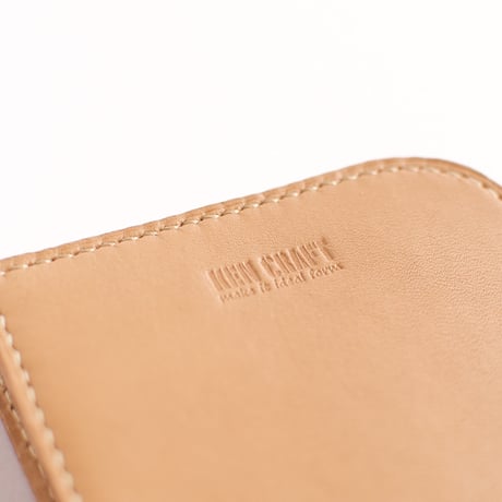 本革　ミニマルなLジップ財布　ヌメ革　ベージュ