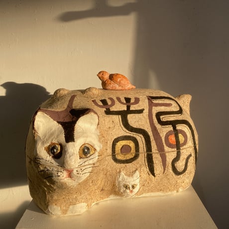 林湜和清和の張り子作品「春風」