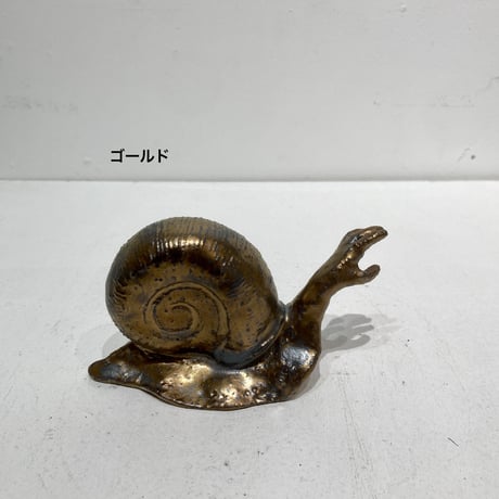 舞踏家・点滅陶芸作品「マイマイ」