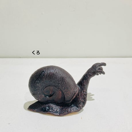 舞踏家・点滅陶芸作品「マイマイ」