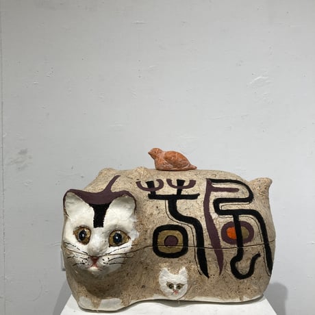林湜和清和の張り子作品「春風」