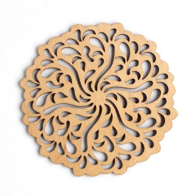 リトアニア製 木製コースター ラウンド 《ロゼット》O-76 | Nord DECO