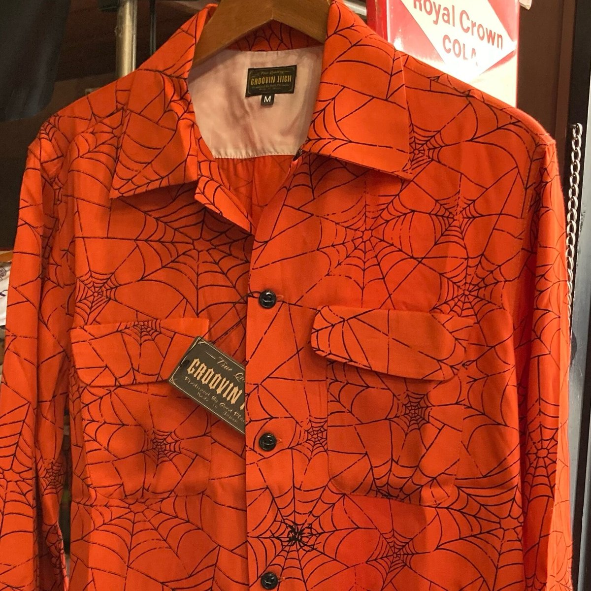 グルーヴィンハイ レーヨン ボックスシャツ スパイダー グルーヴィンハイ レーヨン ボックスシャツ スパイダー | 旅する古着屋