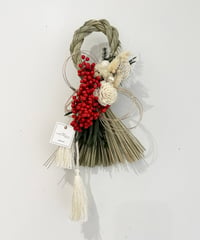 しめ縄飾り2023’レッドペッパーベリーとお花のタッセル型