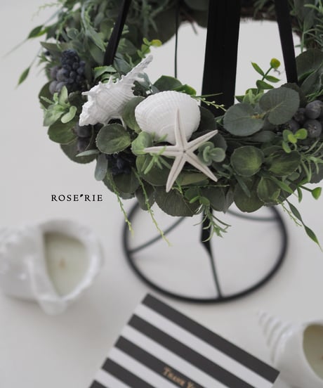 flying  Wreath:Green(スタンド付き)