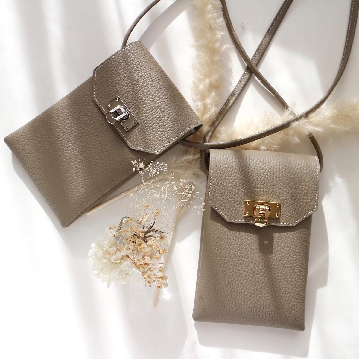 richesse ポシェット】グレージュ/金具シルバー | CHARME