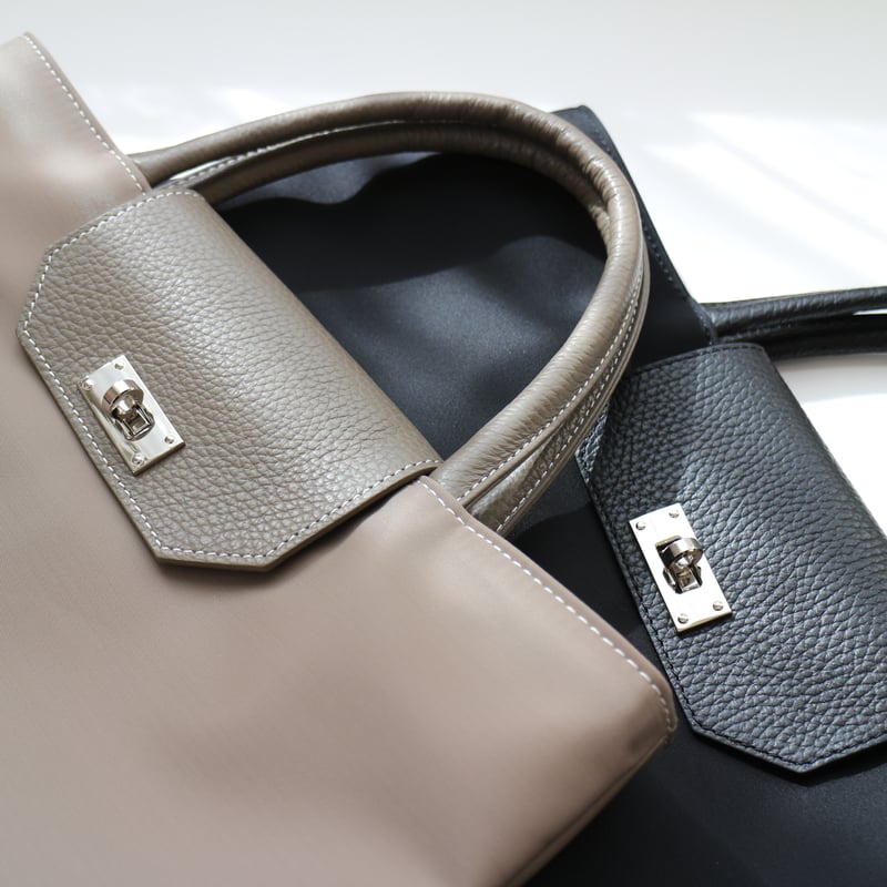 𝑟𝑖𝑐ℎ𝑒𝑠𝑠𝑒トートS】 グレージュ×シルバー金具 | CHARME 