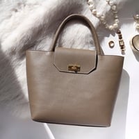 【 𝑟𝑖𝑐ℎ𝑒𝑠𝑠𝑒レザートートS】  エトープ×ゴールド金具