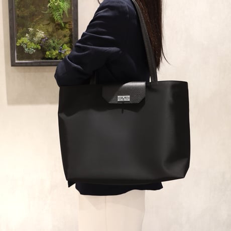 【 𝑟𝑖𝑐ℎ𝑒𝑠𝑠𝑒トートL】  ブラック×シルバー金具