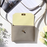 richesse ポシェット】グレージュ/金具ゴールド | CHARME