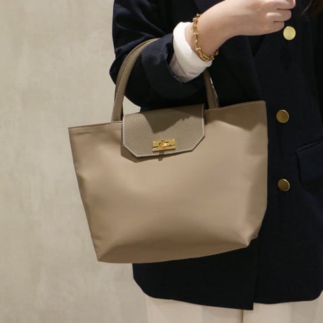 【 𝑟𝑖𝑐ℎ𝑒𝑠𝑠𝑒トートS】  グレージュ×ゴールド金具