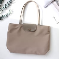 【 𝑟𝑖𝑐ℎ𝑒𝑠𝑠𝑒トートL】  グレージュ×ゴールド金具