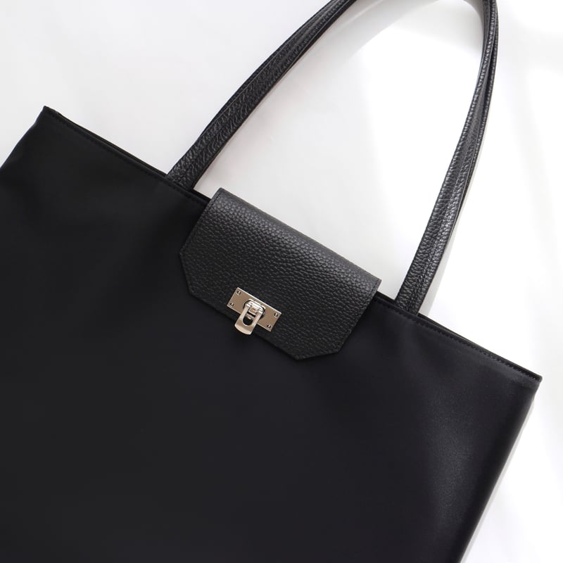 ???ℎ????トートL】 ブラック×シルバー金具 | CHARME
