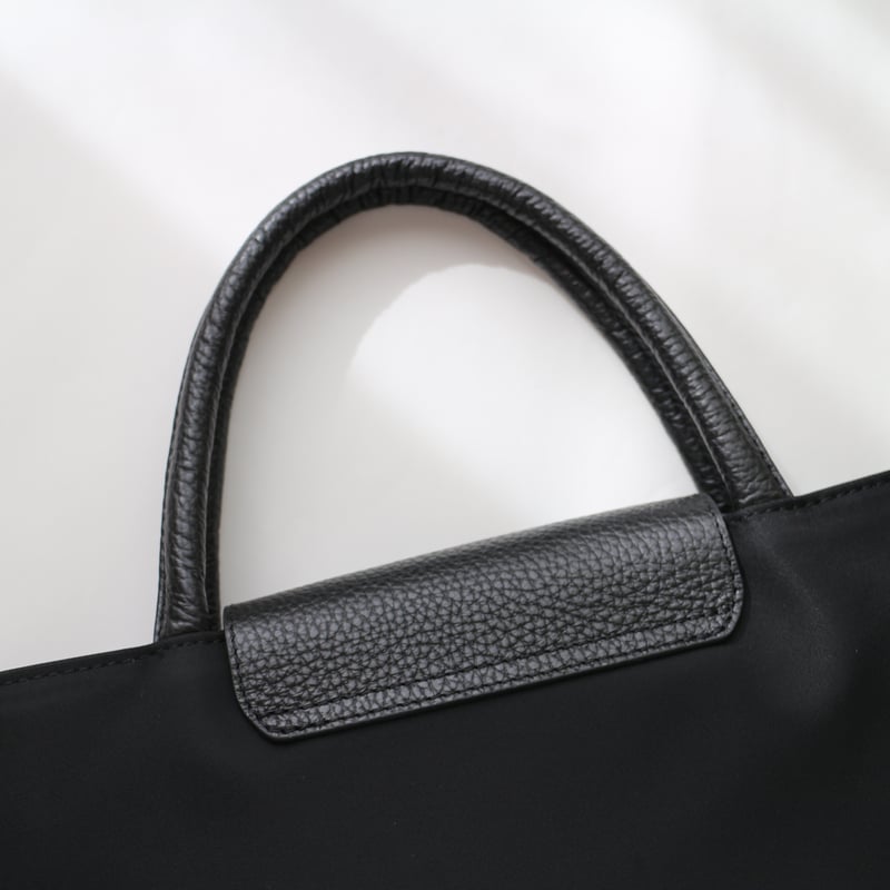 ???ℎ????トートM】 ブラック×シルバー金具 | CHARME