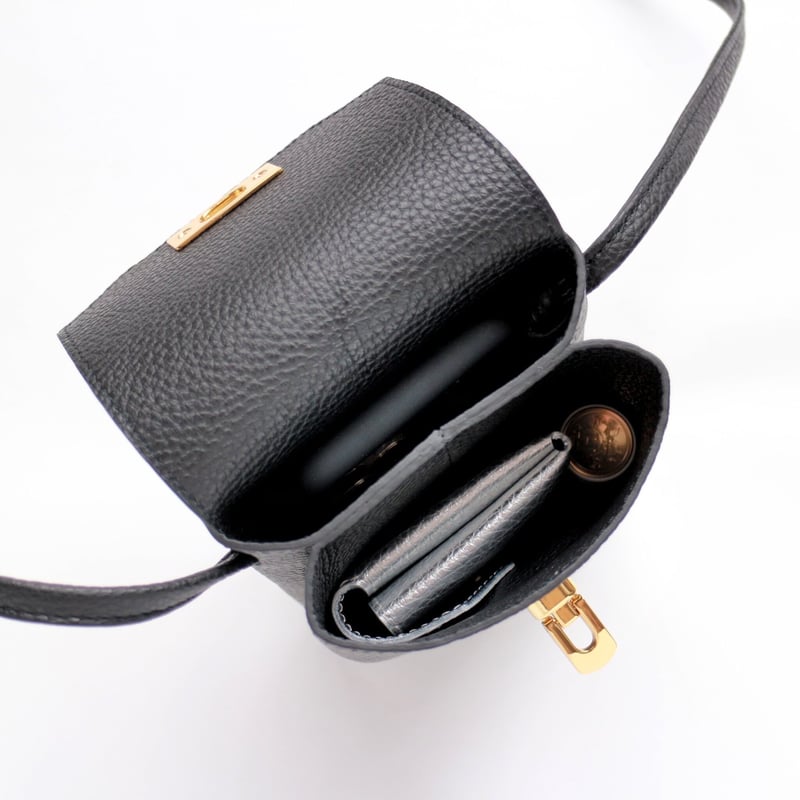 richesse ポシェット】ブラック / 金具ゴールド | CHARME richesse ポシェット】ブラック / 金具ゴールド | CHARME