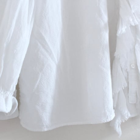 Veritecoeur / LTD-187   フリルブラウス ANTIQUE WHITE